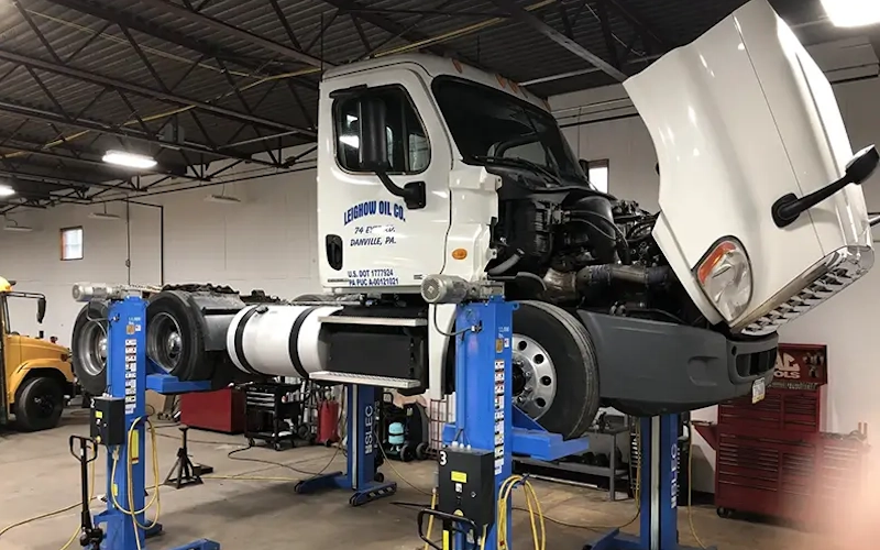 The Benefits of Professional Diesel Repair for Your Commercial Fleet