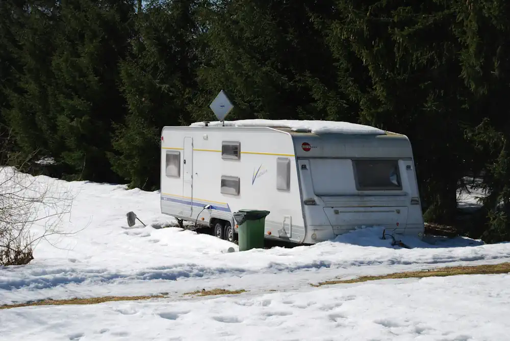 RV & Motorhome Winter Storage: A No‑Drama Checklist